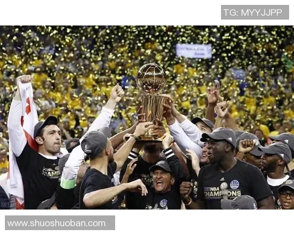 赛后分析:杭州篮球队与武汉篮球队的比赛节奏与战术对比探讨 赛后分析:杭州篮球队与武汉篮球队的比赛节奏与战术对比探讨