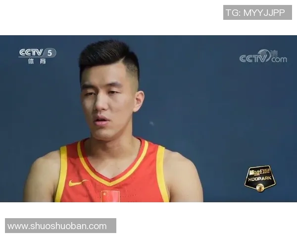 重庆足球队的成长之路：从青涩起步到辉煌成就的纪实故事