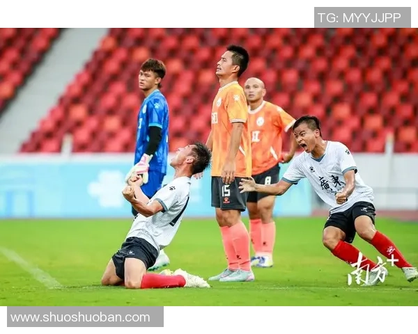 广州足球队的默契配合与战术分析探讨之路 广州足球队的默契配合与战术分析探讨之路